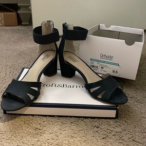 Ortholite navy blue strap chunky heel